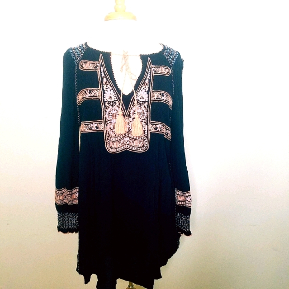 ❤🌼🌲SAVED FOR LAVONNE Free People Embroidered Long Sleeve Tassel Tie Tunic S/P - Picture 12 of 13